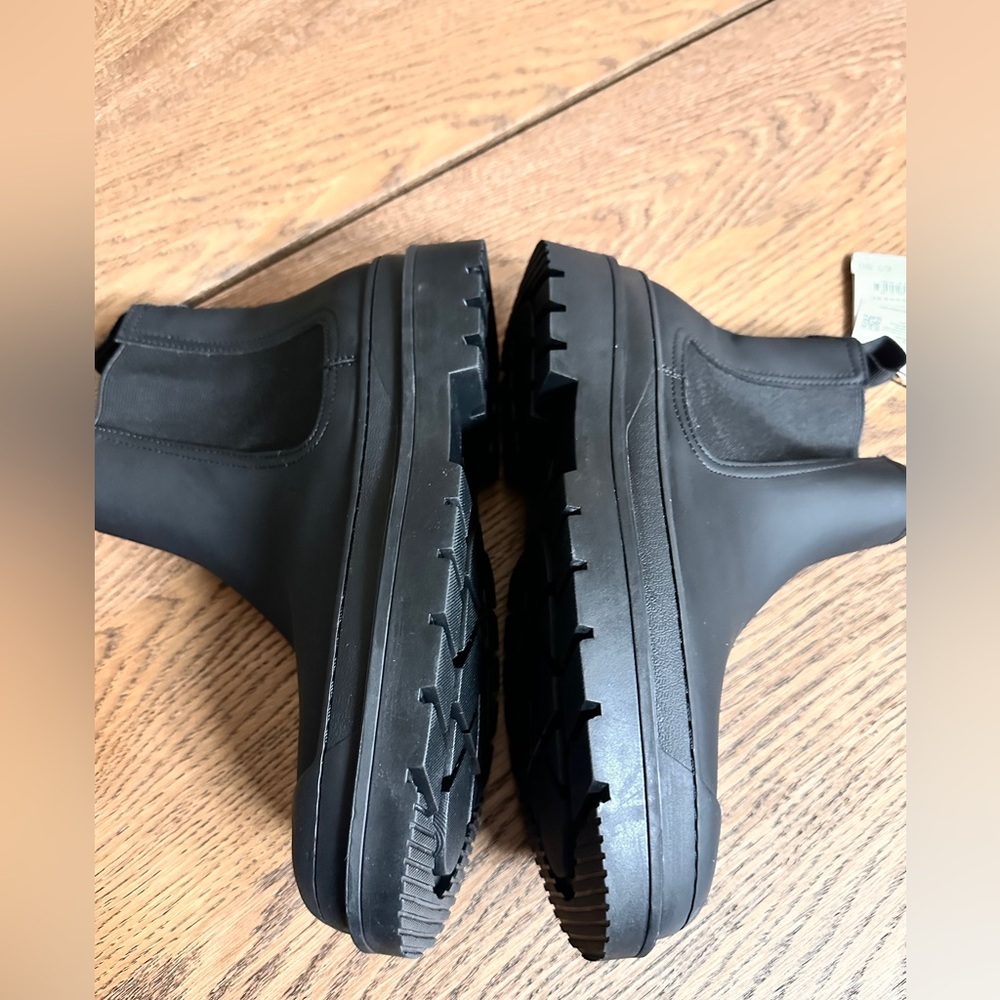 NWT. Zara Men Rubberized Chelsea boots Sz EU 40 US 7 - Picture 10 of 14